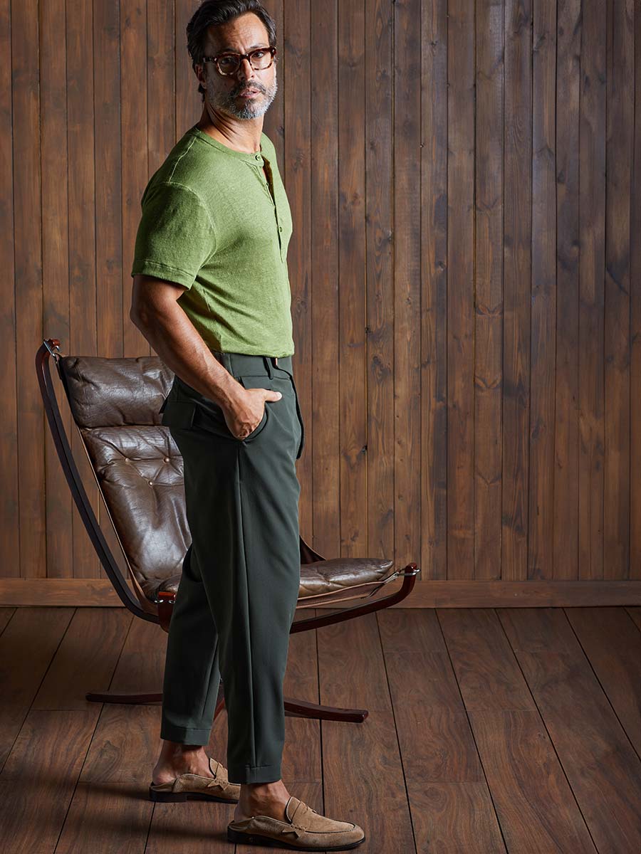 Military Olive / SM (Short)