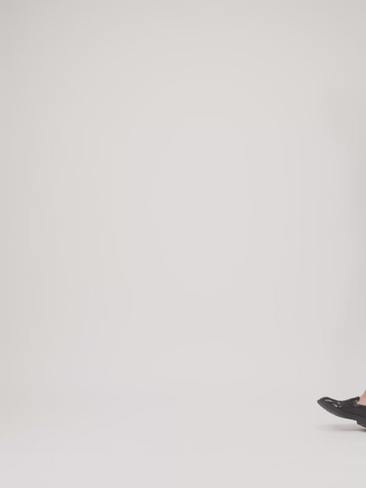 Madeira French Linen Short Sleeve Polo in *British Green* (forest green) — video | Y.Chroma