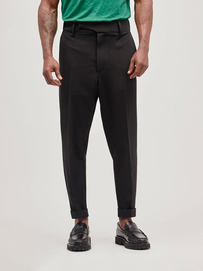 Retinol Pant 2026 Edition in *Berlin Black* (black) — front detail view | Y.Chroma